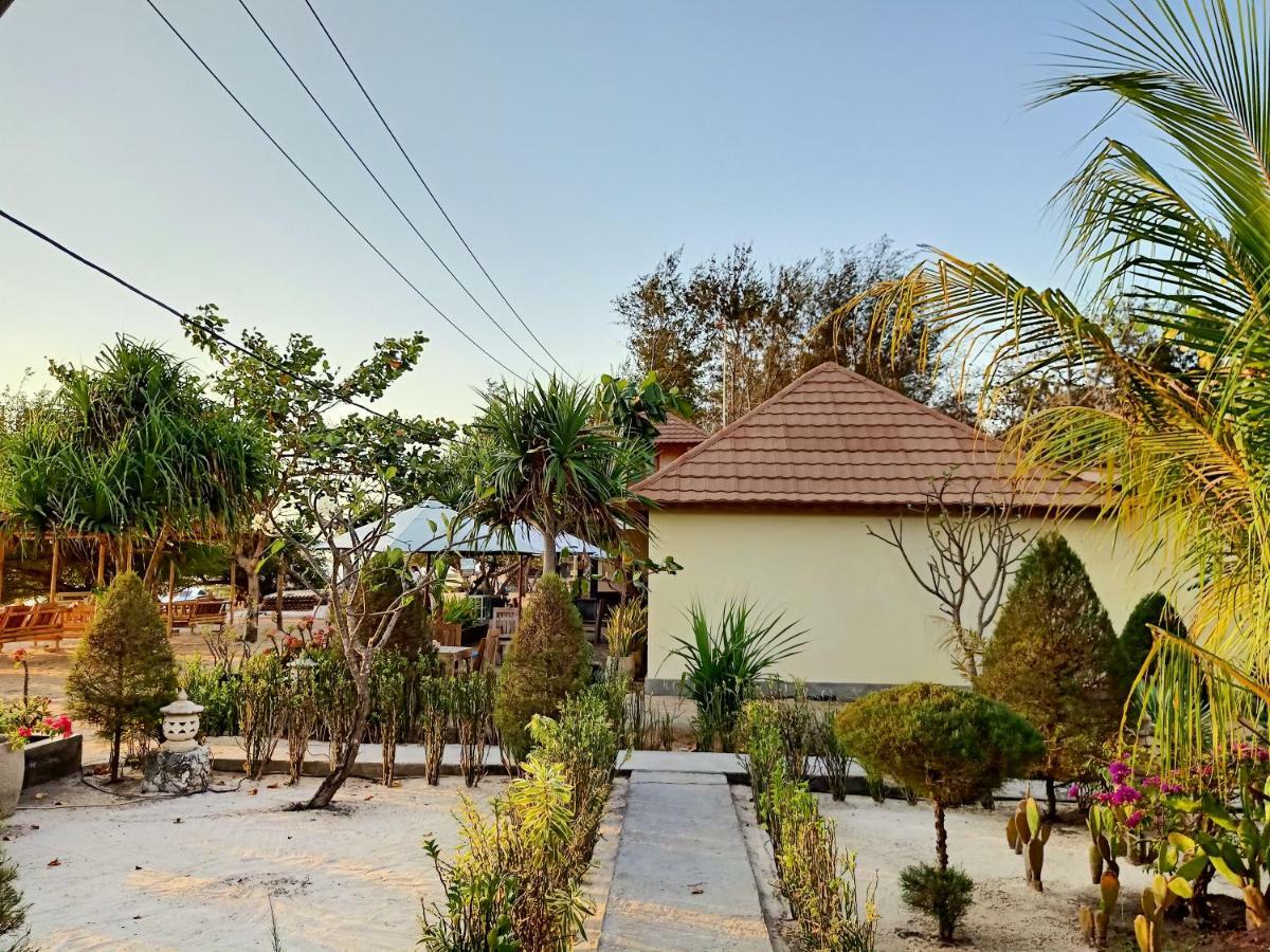 Two Brothers Bungalows Gili Meno Exterior foto