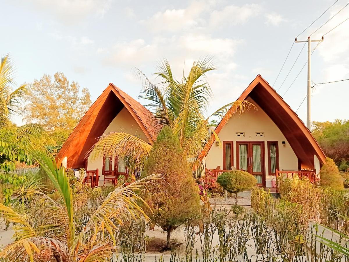 Two Brothers Bungalows Gili Meno Exterior foto